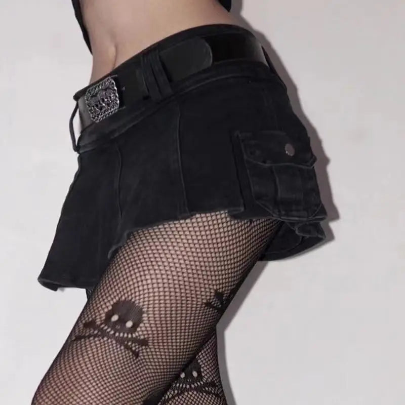 Low Waist Mini Skirt with Belt